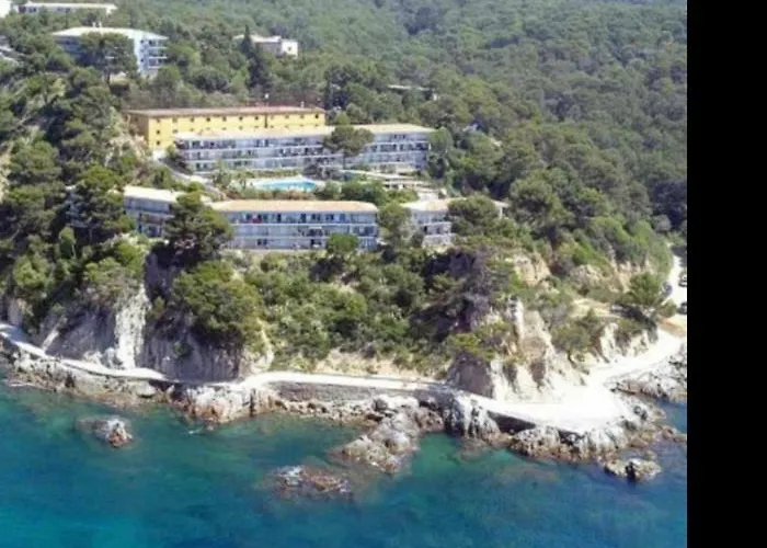 Front De Apartment *