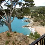 Front De Tossa de Mar